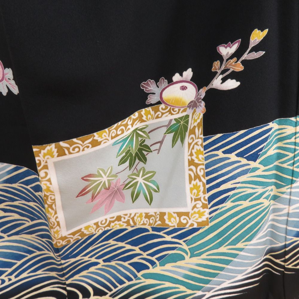 本加賀友禅 黒留袖 大久保謙一 四季色紙調柄 正絹 袷 広衿 比翼付 落款