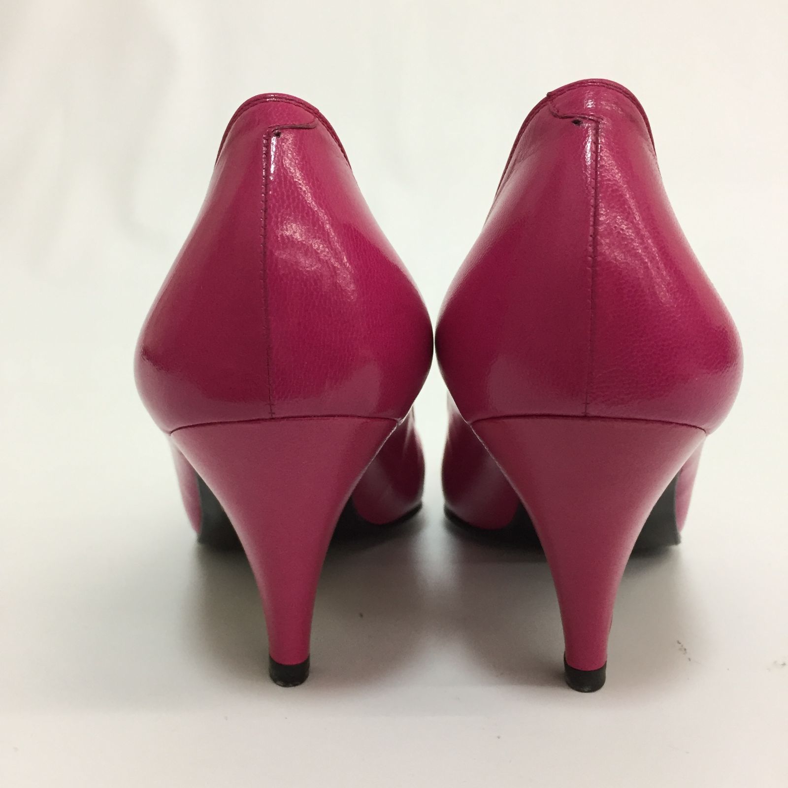 【極美品】✨SAINT LAURENT PARIS 22cm パンプス 赤 35 極美品】✨SAINT LAURENT PARIS 22cm パンプス 赤 35 SAINT