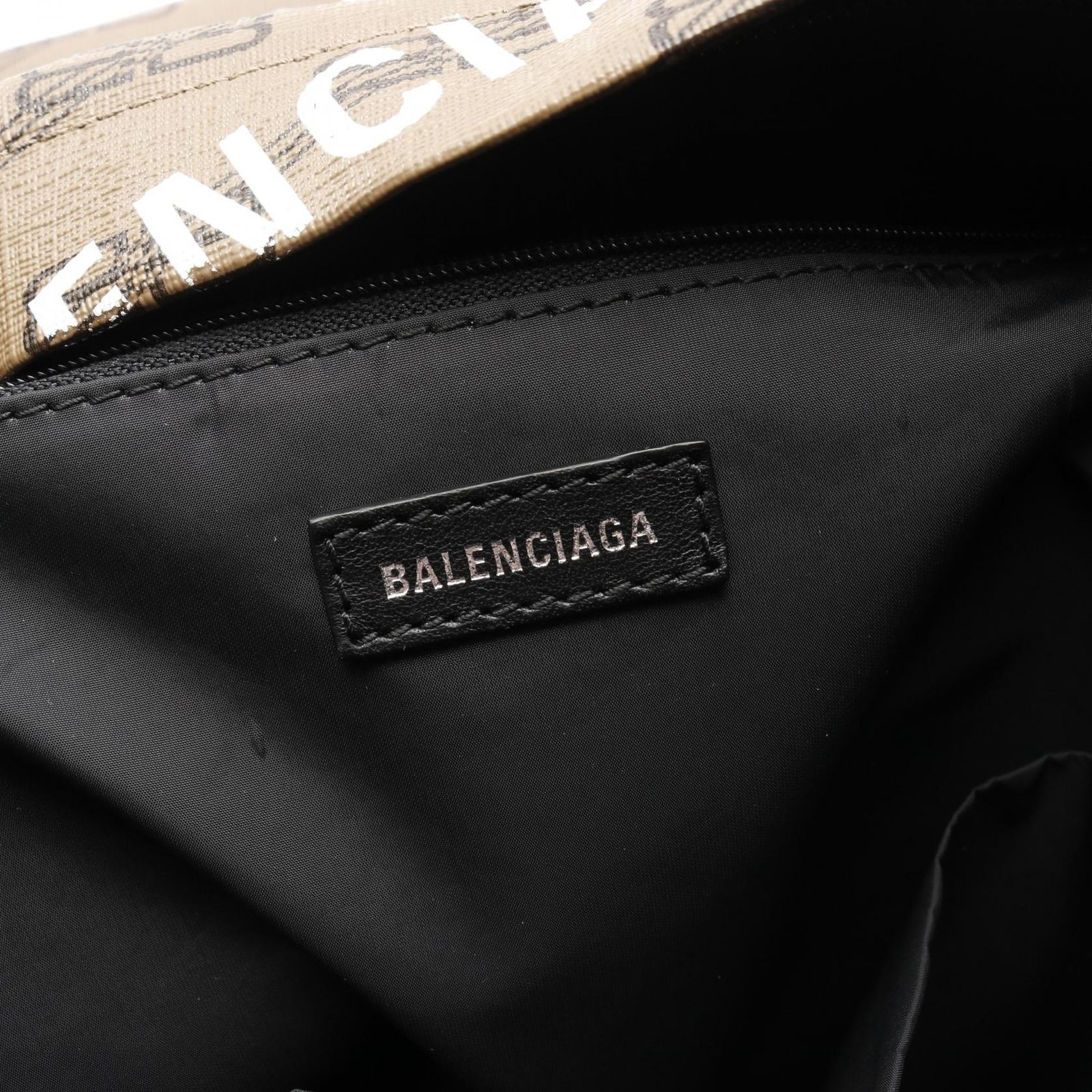 ジグネチャー リュックサック