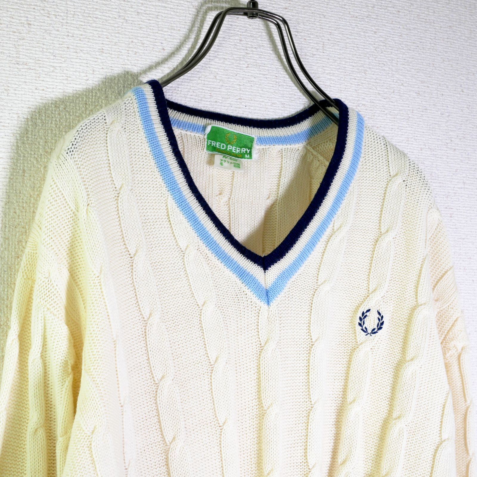 FRED PERRY 80s 緑タグ OFF-WHITEカラー WOOL チルデン Vネック