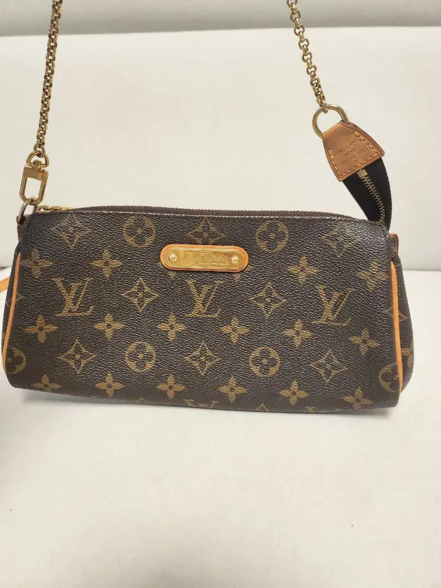 ルイヴィトン EVA クラッチバッグ