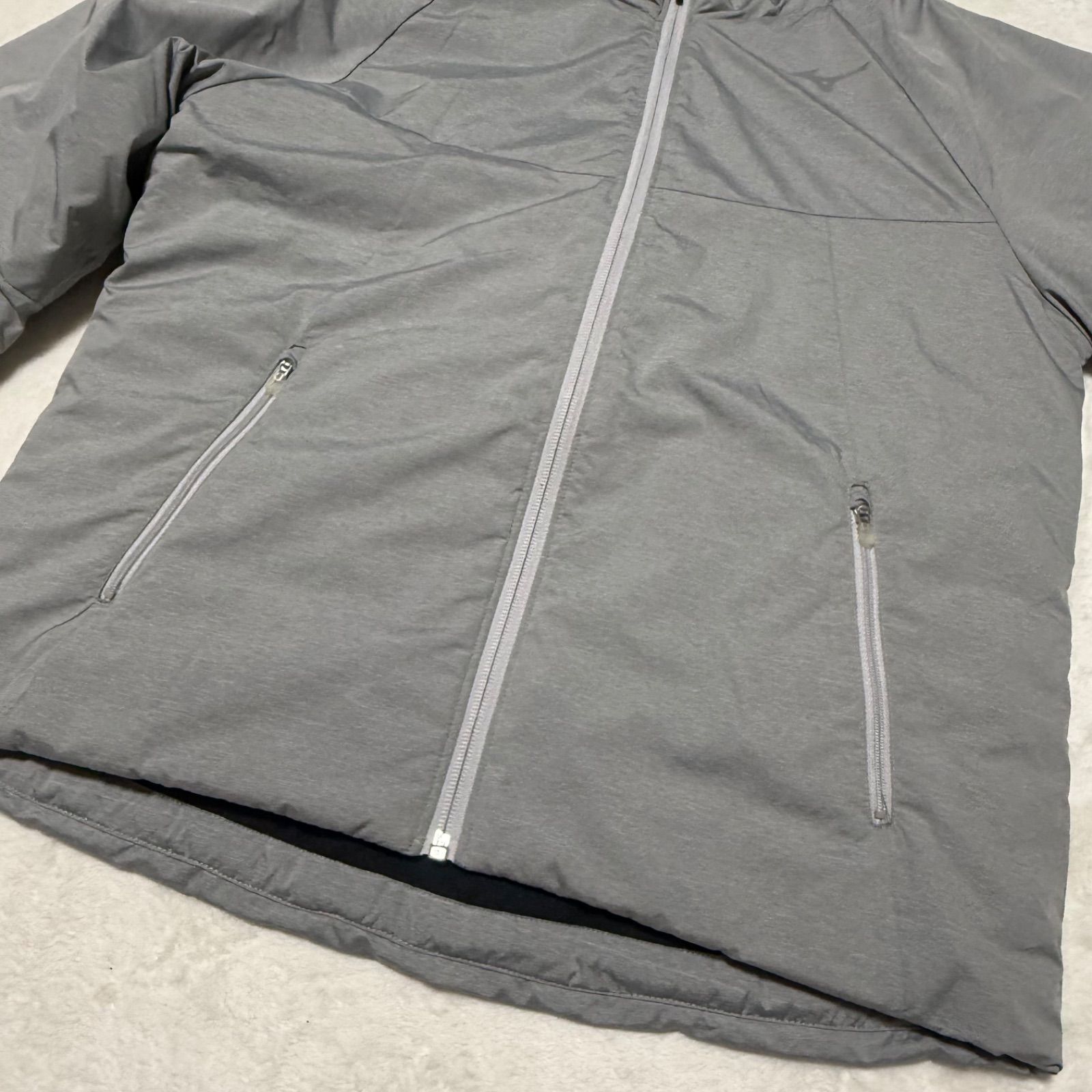 極美品 ミズノ MIZUNO ブレスサーモ ダウンジャケット パーカー グレー 