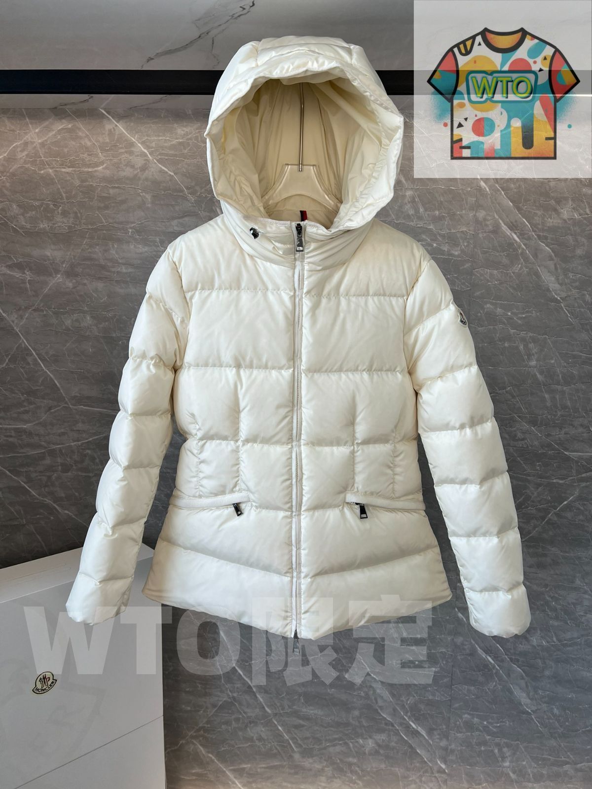 極美品. MONCLER \"ARMOISE アルモワーズ\" ホワイト 国内正規 MONCLER モンクレール白ダウン