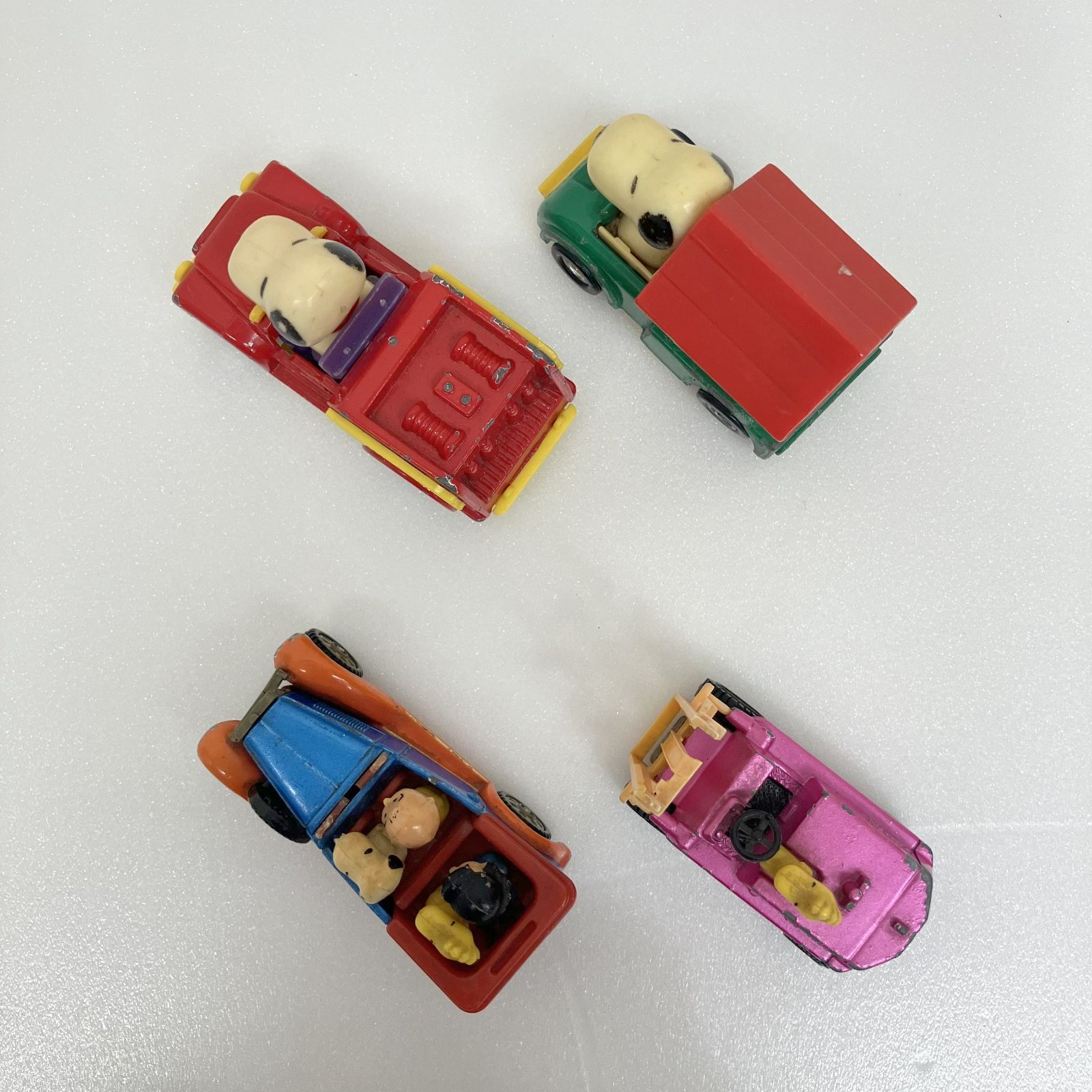 スヌーピー ビンテージ ミニカー プラスチックカー 4個セット