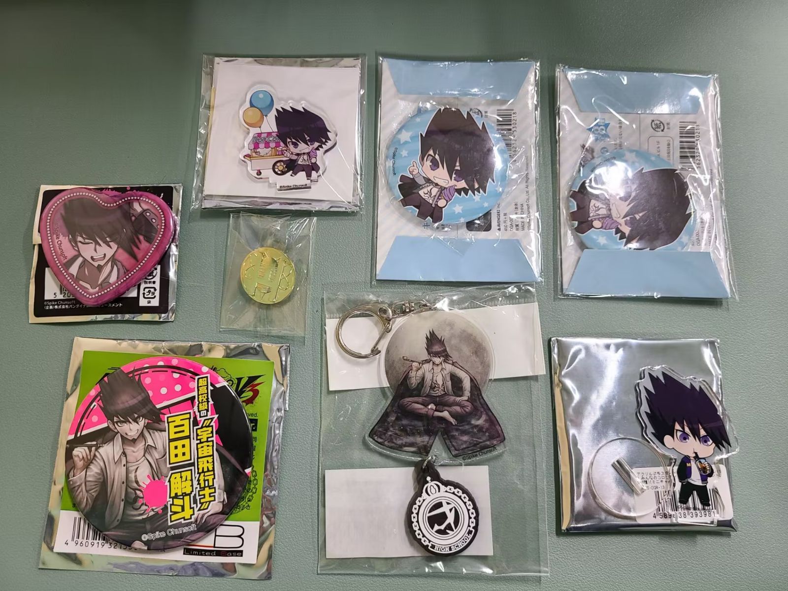 ダンガンロンパ 百田解斗 缶バッジ アクスタ 金ピンバッジ まとめ売り