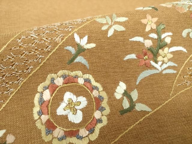 着物屋こころ■訪問着　中国三大刺繍　スワトウ刺繍　汕頭刺繍　風景更紗花文　暈し染め　着丈163.5cm　裄丈66cm　正絹　逸品　A-ma5274 着物屋こころ□訪問着 中国三大刺繍 スワトウ刺繍 汕頭刺繍 花蝶