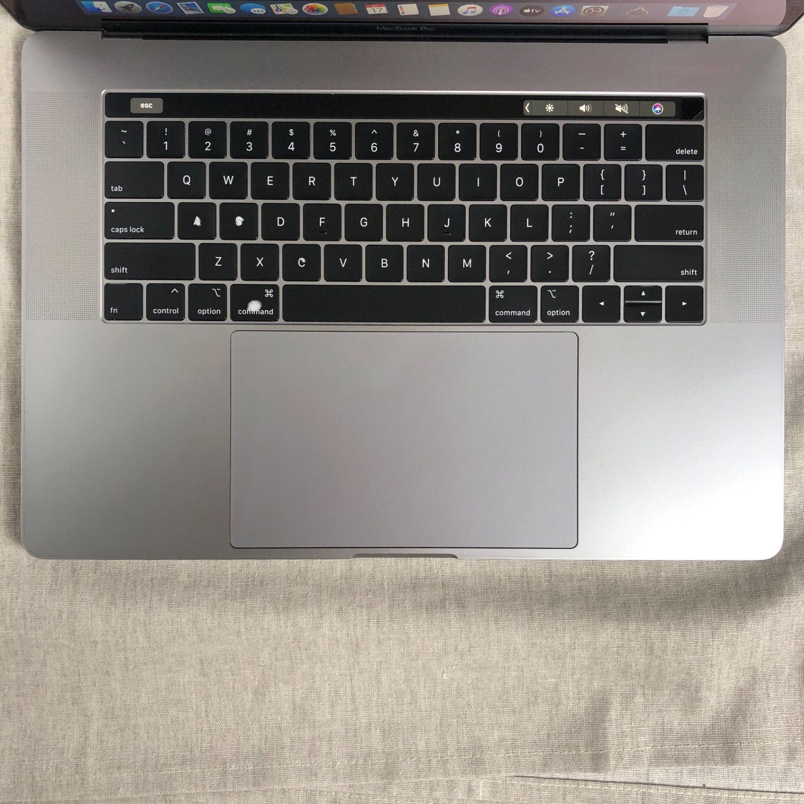 （ジャンク）15インチ MacBook Pro 512GB 2018モデル ジャンク）15インチ MacBook Pro 512GB 2018モデル ジャンク）15インチ