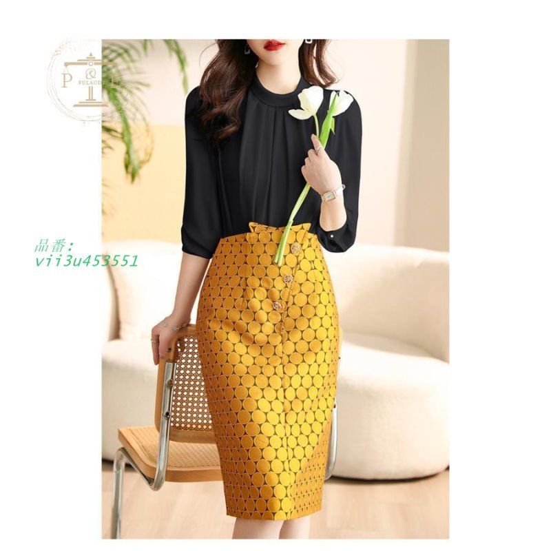 セットアップ スカートスーツ