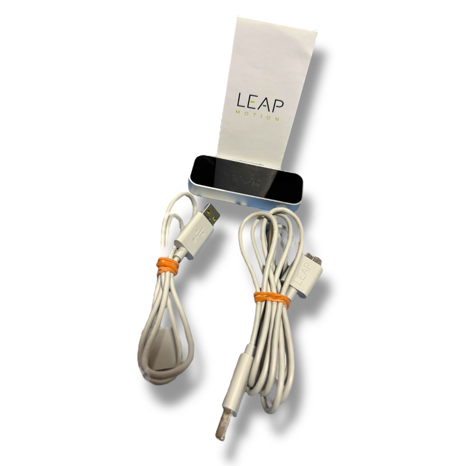 美品 LEAP MOTION モーションコントローラー 本体 Amazon.co.jp: 【正規代理店品】 Leap Motion 小型モーション