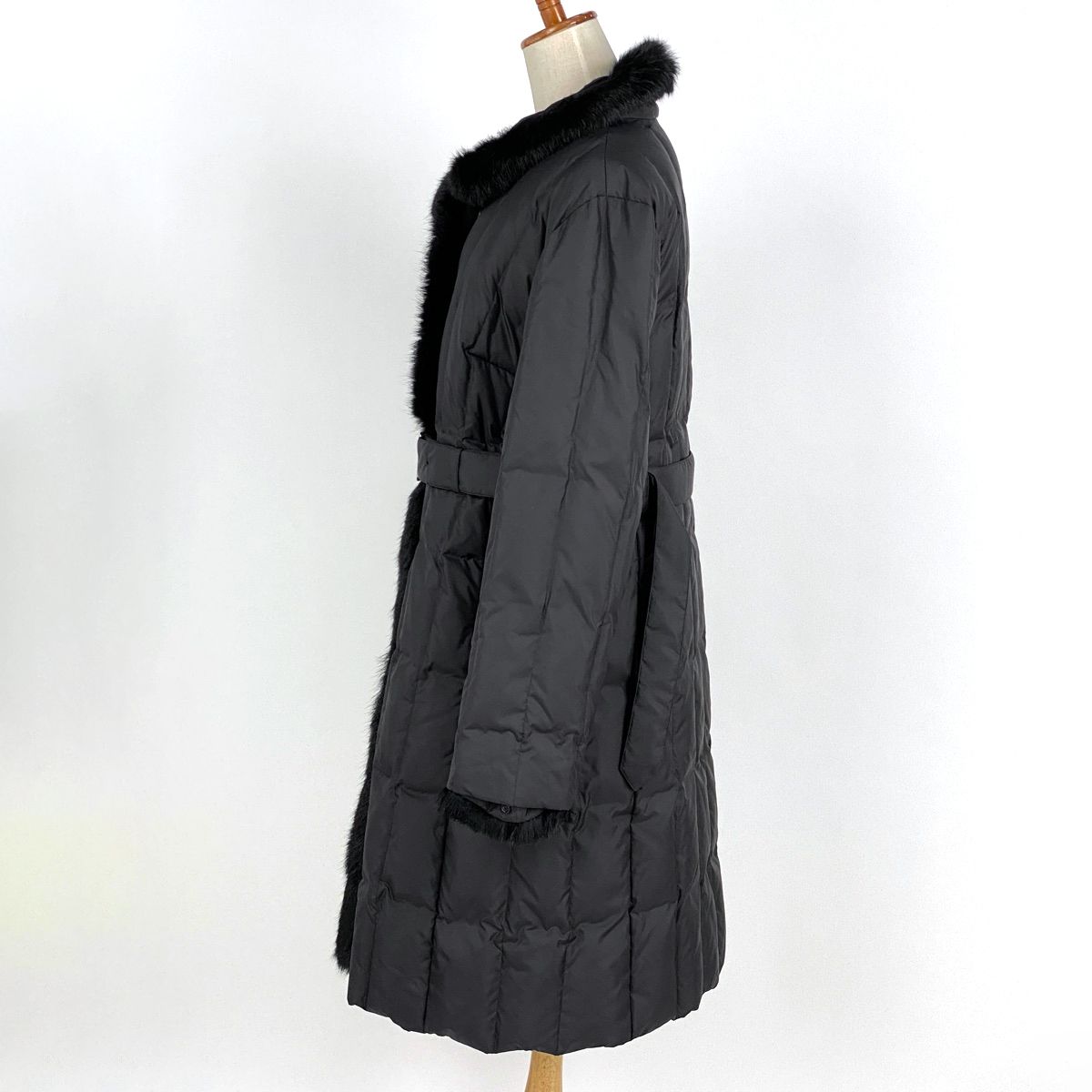 バーバリー BURBERRY ダウンコート ファー ベルト付き ロング アウター ダウンコート ブラック レディース