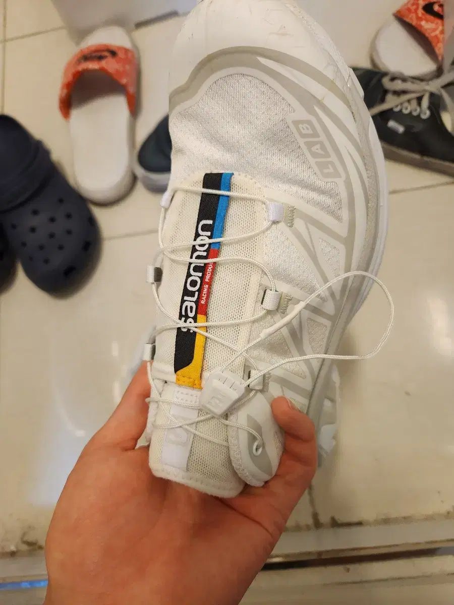 SALOMON サロモン