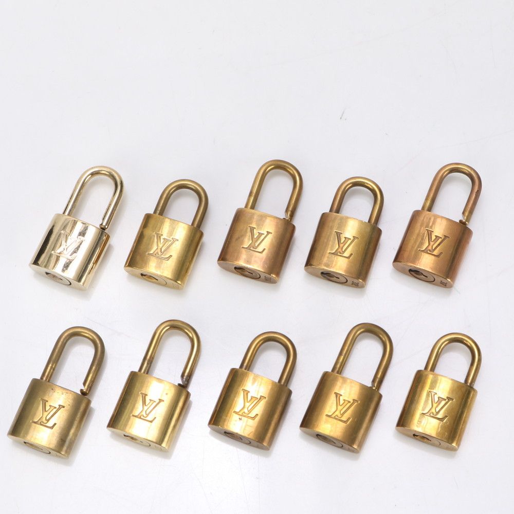 LOUIS VUITTON ルイヴィトン パドロック 220 300 301 309 310 311 312