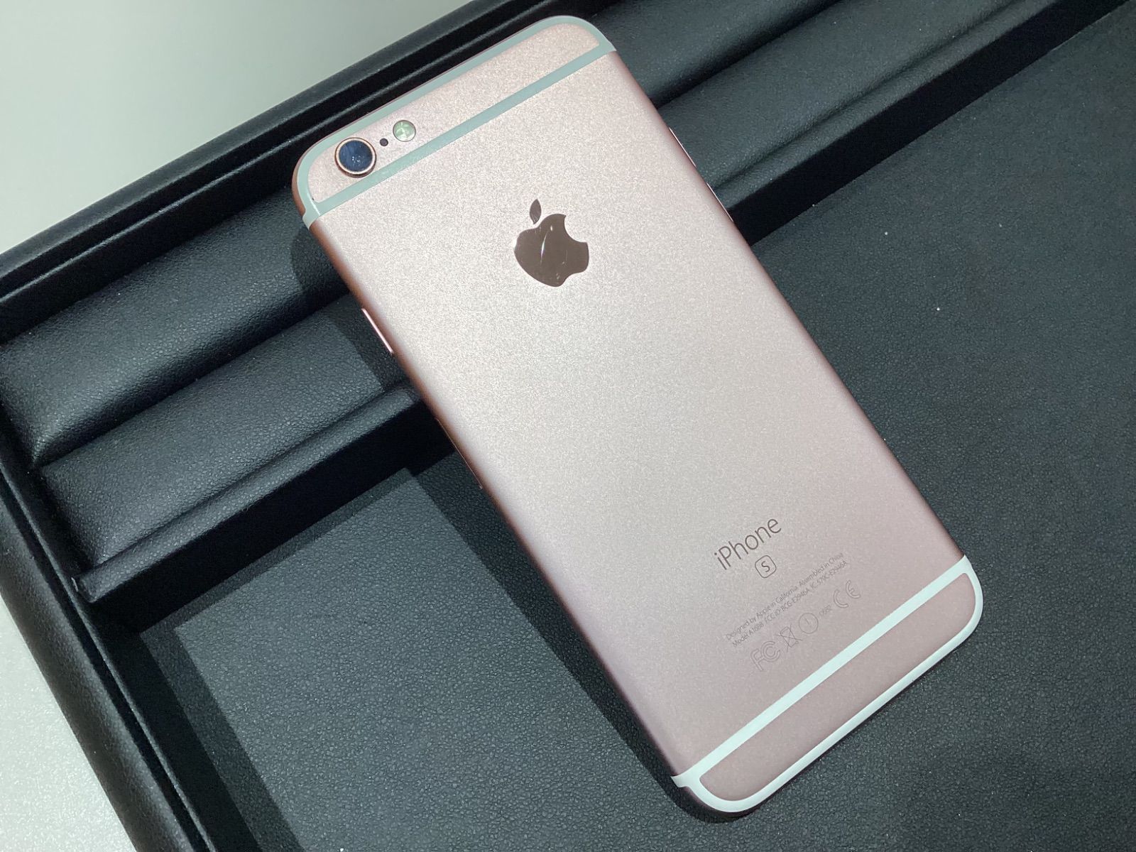 ゴロゴロ先生（iPhone本体） iPhone 16e / iPhone 14 / iPhone 13 / 13 Pro フルカバー
