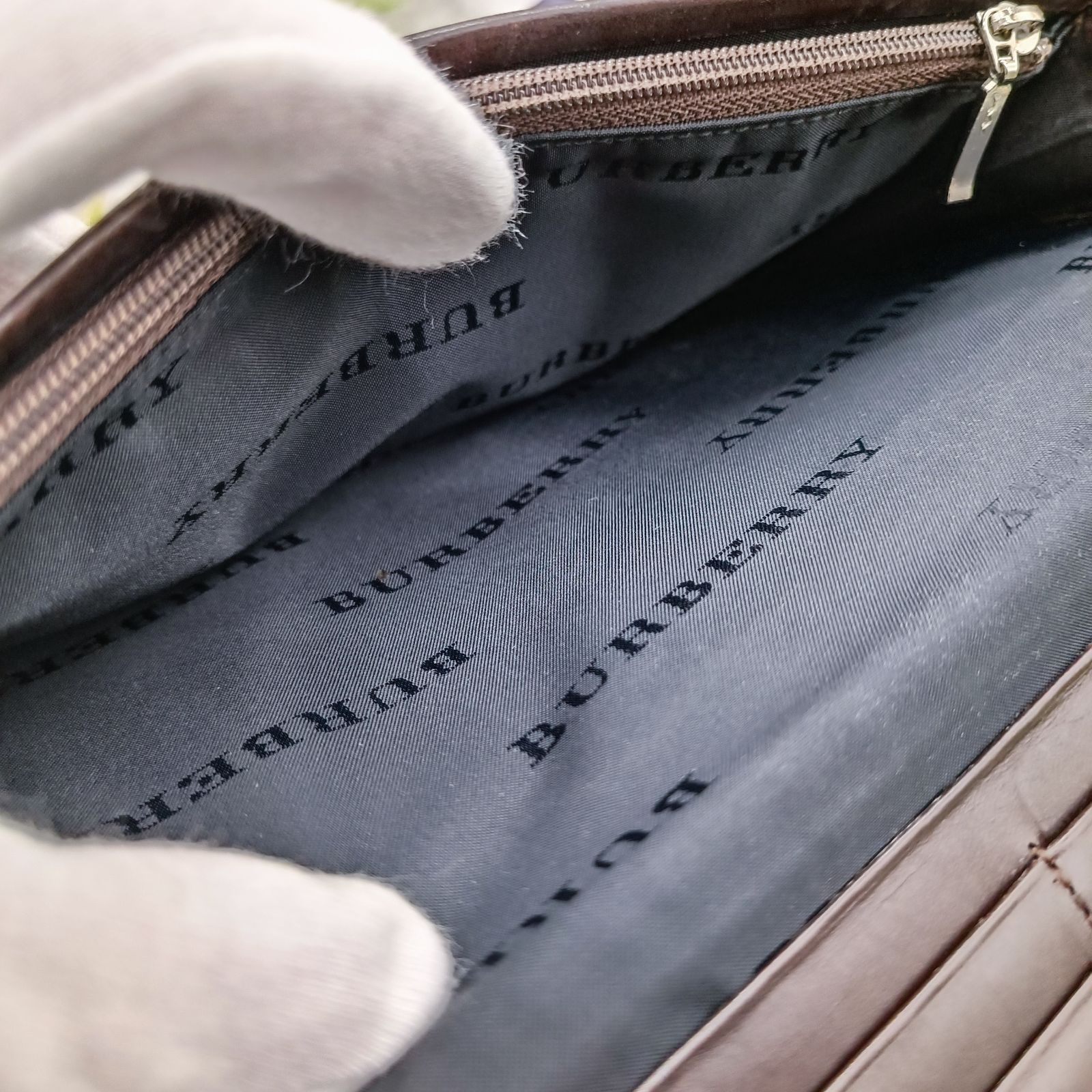 BURBERRY バーバリー 長財布 ノバチェック フラップ財布 ロゴ型押し