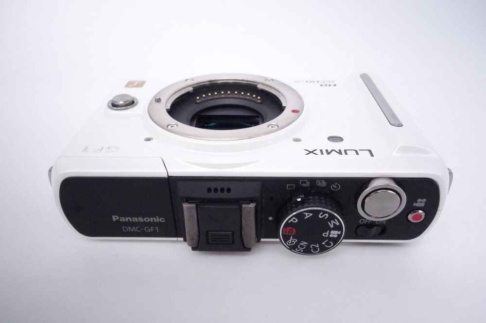 極上品】Panasonic パナソニック LUMIX DMC-GF1 ホワイト ボディ