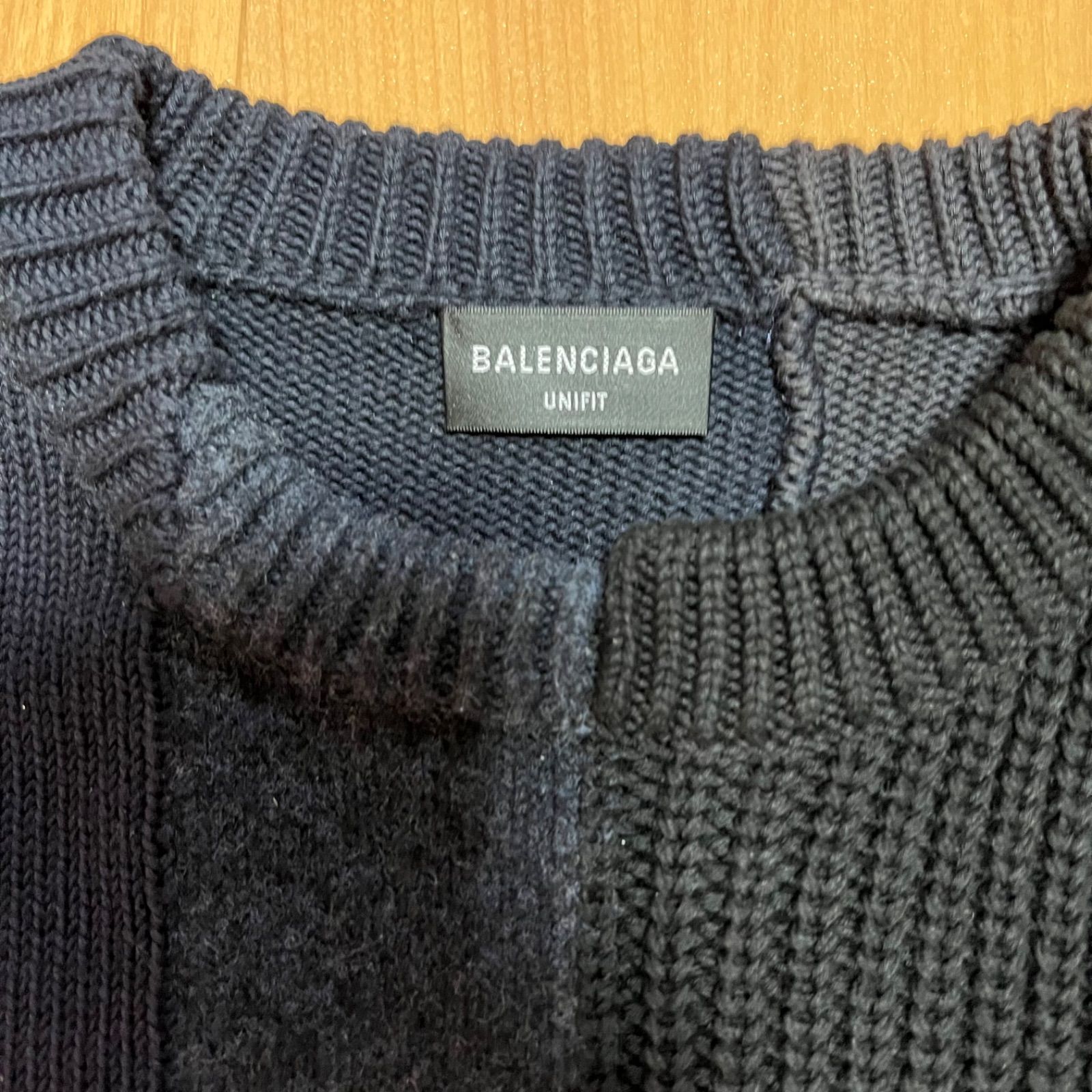 【美品】BALENCIAGA バレンシアガ クルーネックセーター XS ネイビー系 トップス 長袖