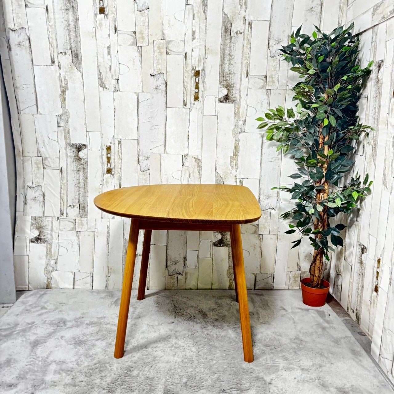 飛騨高山の家具メーカーキツツキマークの