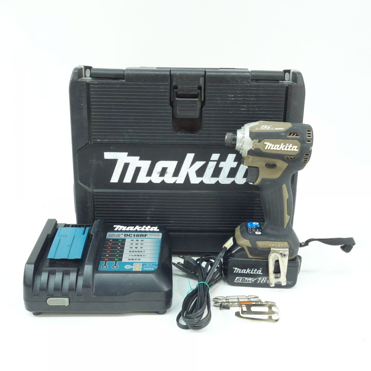 Mkita TD171Dマキタ　インパクトドライバー18V バッテリーと充電器付