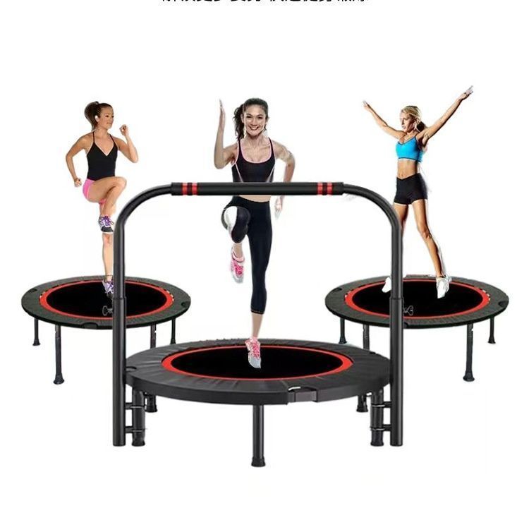 室内トランポリン