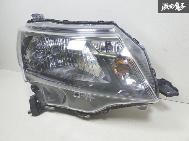 ルーミーM900A/M910A前期ヘッドライトハロゲン　スタンレーＷ3920 Amazon | ルーミー M900A/M910A 左ヘッドライト/ランプ ハロゲン