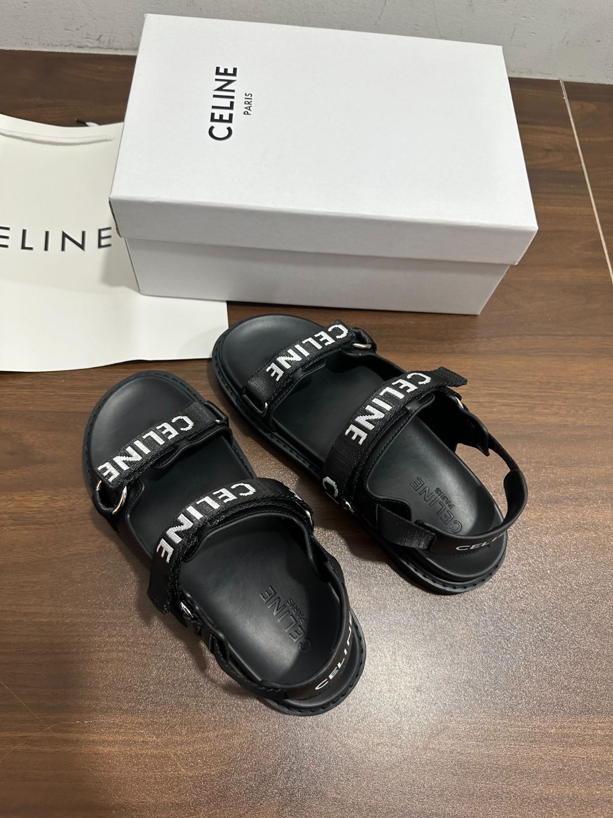 大人気 CELINE セリーヌ サンダル バルキー【箱付き 新品未使用】 - メルカリ