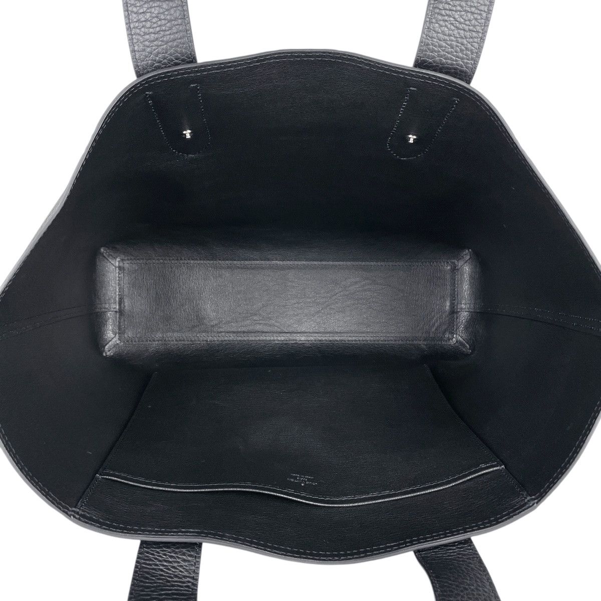 LOUIS VUITTON カバ ヴォワヤージュ ノワール トリヨンレザー LOUIS