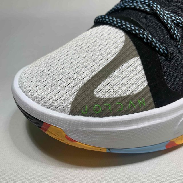 NIKE JORDAN ZOOM SEPARATE DH0249-030 ナイキ ジョーダン ズーム