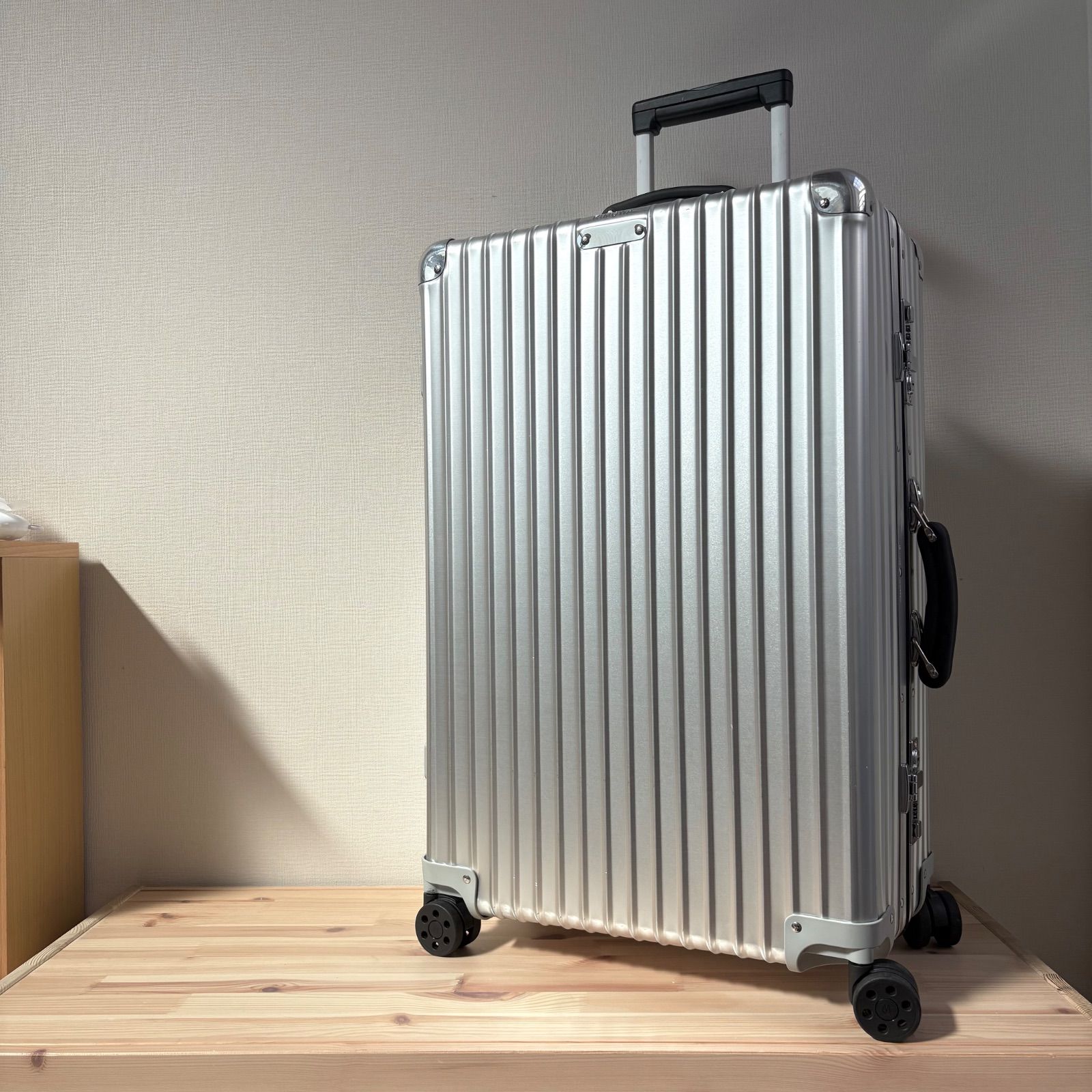 2025年6月 生涯保証付き RIMOWA Classic Check-In M 61L キャリーケース