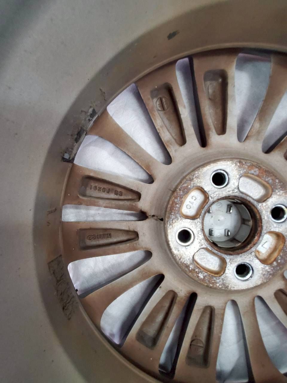 フィットRS GK5純正15インチ