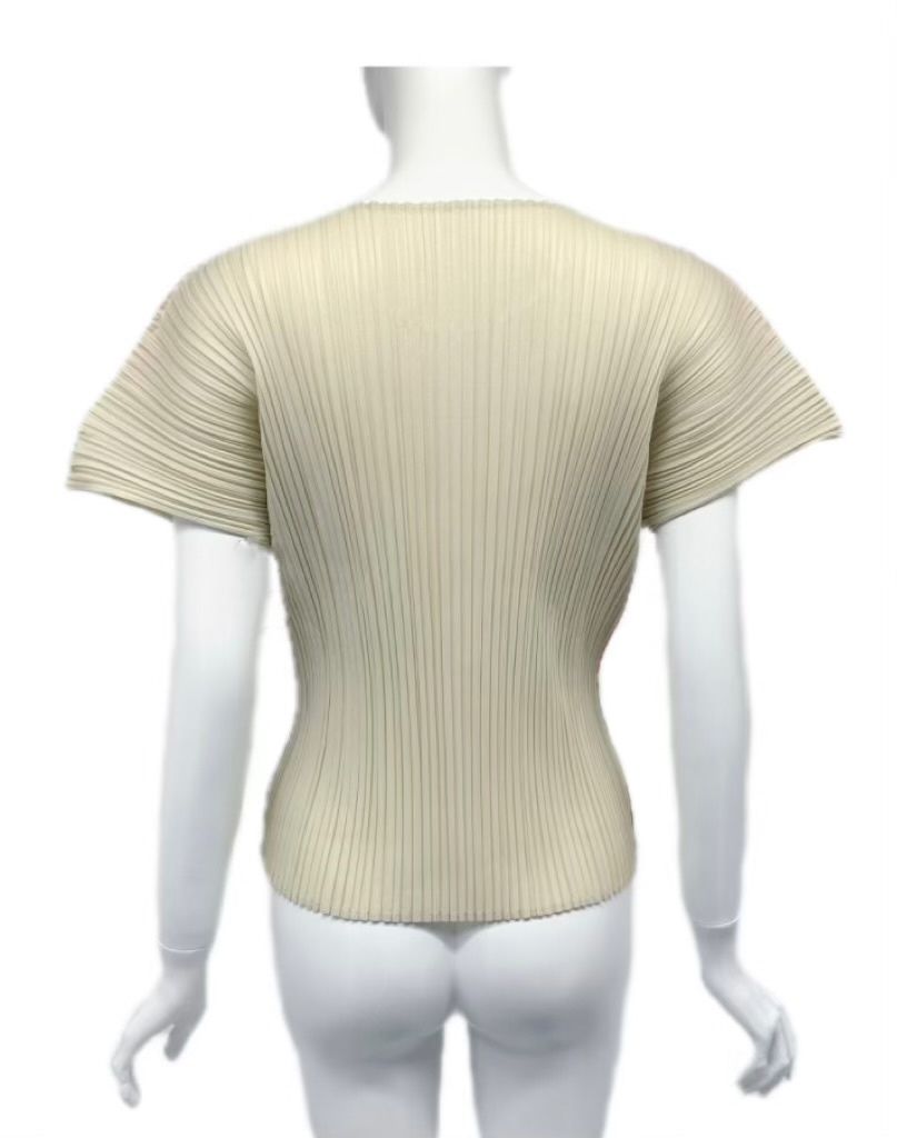 極美品 PLEATSPLEASE プリーツプリーズ ISSEY MIYAKE イッセイ 極美品 PLEATSPLEASE プリーツプリーズ ISSEY MIYAKE イッセイ