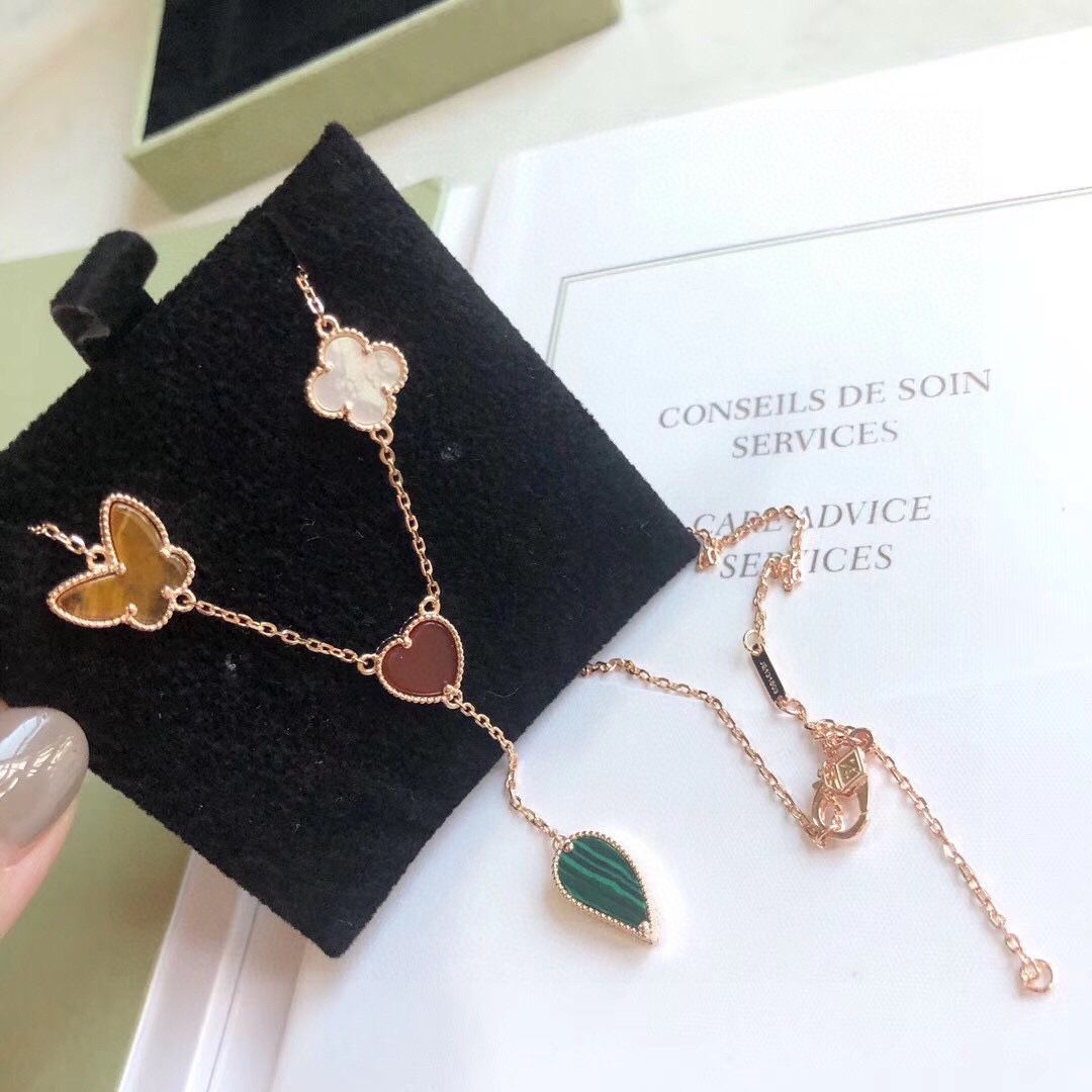 Van Cleef - Arpels フリンジ ネックレス - レッドアゲート | ヴァン クリーフ - アーペル レディースジュエリー｜ ｜ ♥