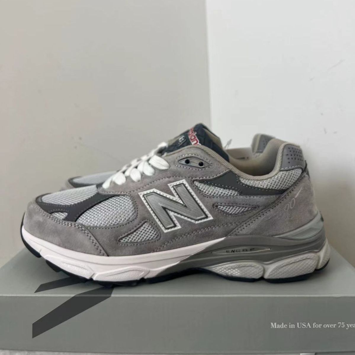 新品未使用 ニューバランスNew Balance NB 990 GY3 ニーカー - メルカリ