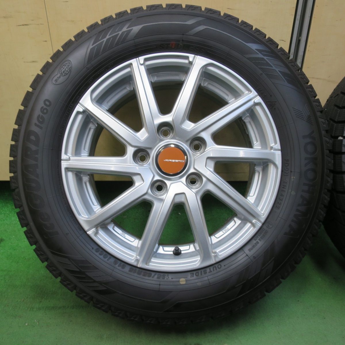 バリ溝 22年 キレイ ほぼ10分 スタッドレス 195 65R15 ヨコハマ アイスガード iG60 AIRBERG LAUREN エアベルグ ローレン 15インチ PCD114.3 5H 5093011イス