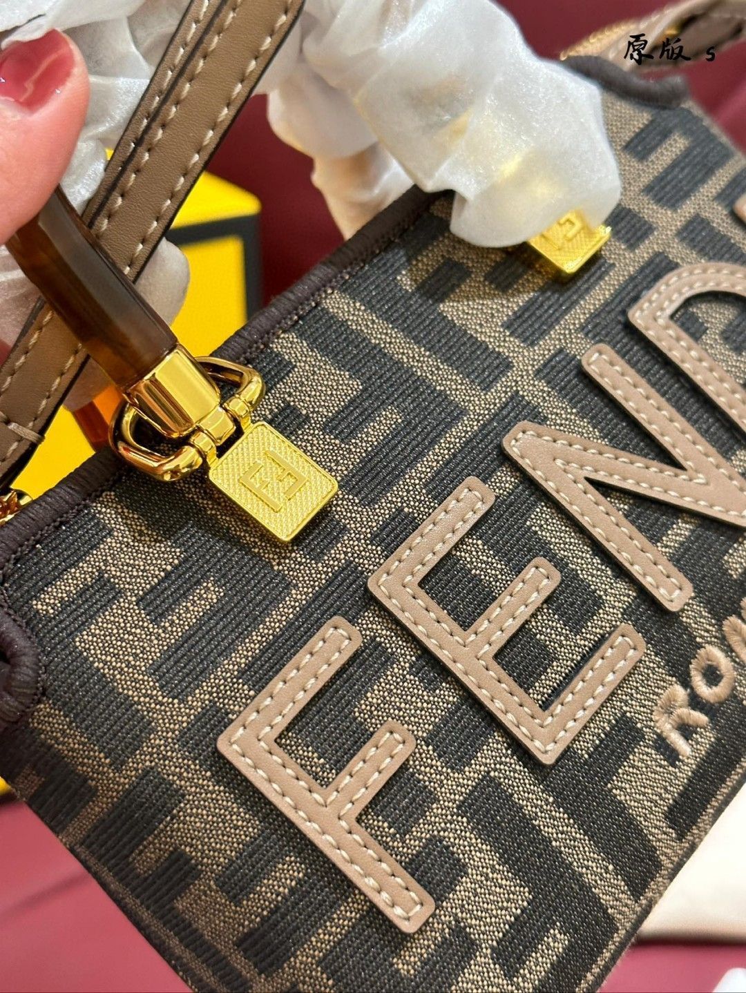 関送込◆FENDI トップハンドルバッグ 2106800531763-2.jpg