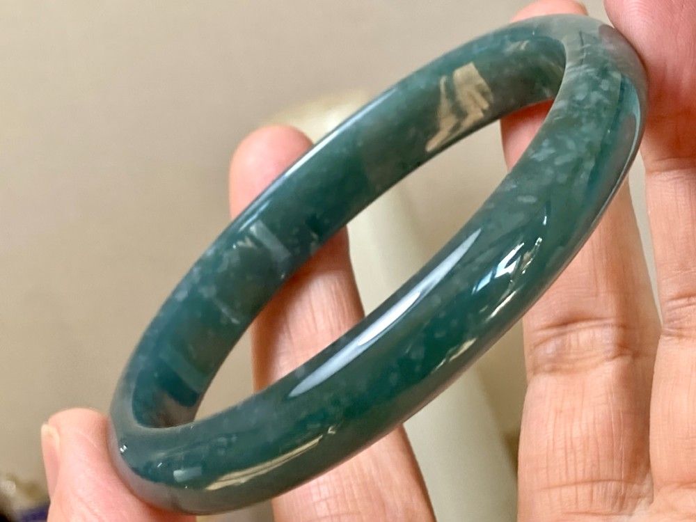 BG9-11 美品 氷糯種 青緑色 63.4MM グアテマラ産 本翡翠 バングル