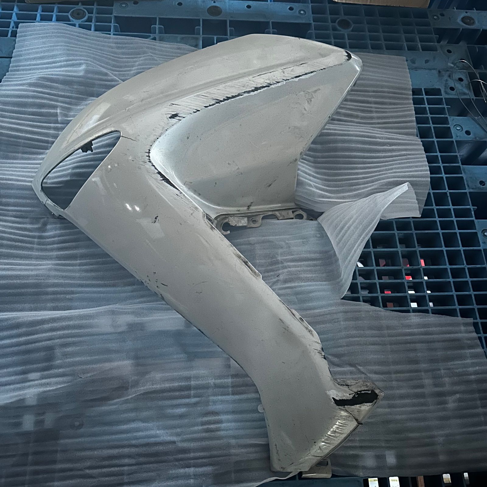 YAMAHA☆マジェスティ☆4D9（SG20J）☆白 パールホワイト？ アウター