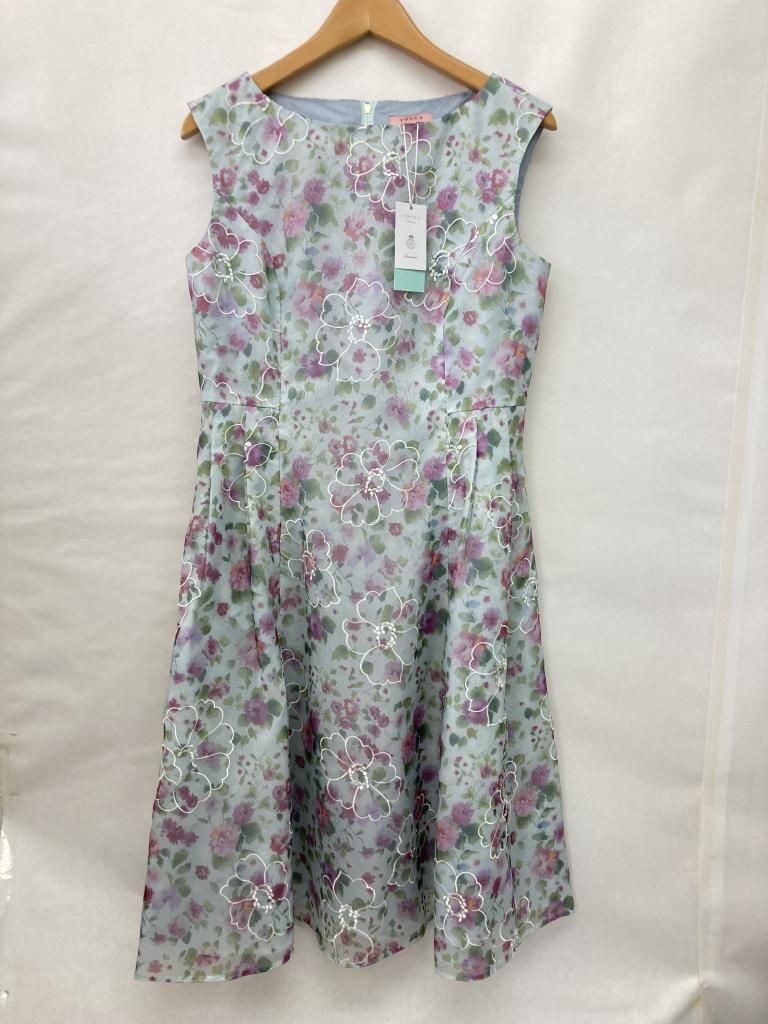 美品TOCCA トッカ 128(120-130) レースワンピース くすみカラー 楽天市場】TOCCA（素材（生地・毛糸）レース）（ワンピース