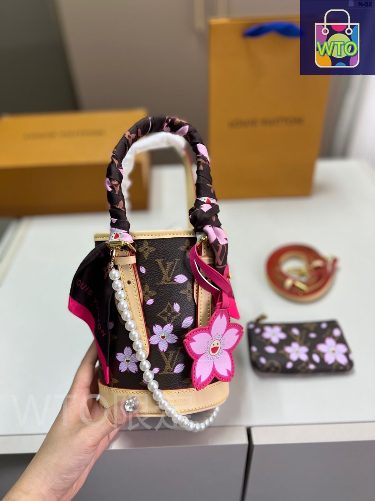 今なら全品送料無料！ LOUIS VUITTON × 村上隆 サクラ バケットバッグ ? 13×17cm | ♥品 -WT0輸入 使用品