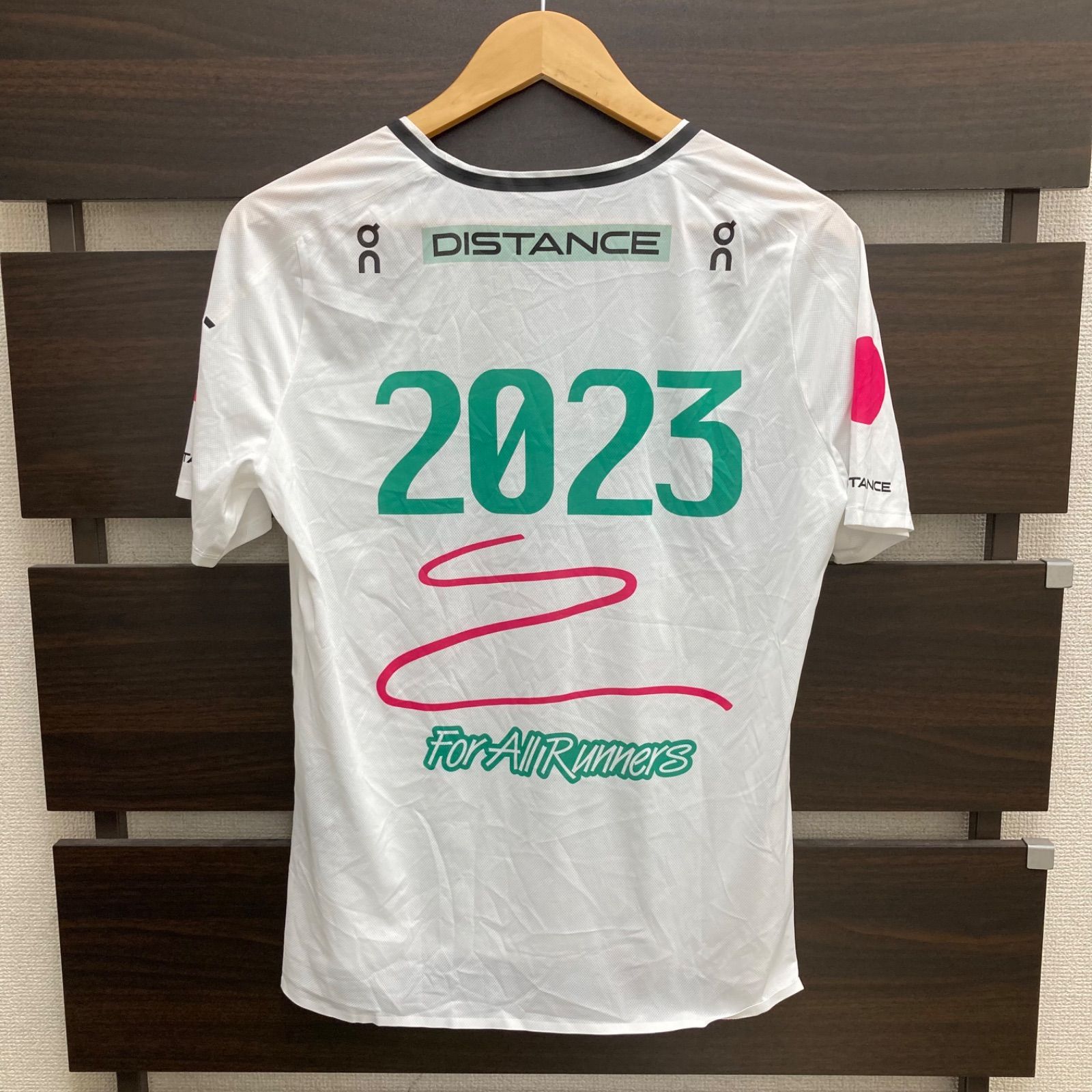 ウォーキング・ランニングウェア ON PERFORMANCE-T / Size: S onランニング Performance-T Sサイズ On オン パフォーマンス Tシャツ