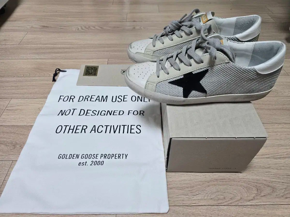 ほぼ GOLDEN GOOSE ゴールデングース スーパースター メッシュ