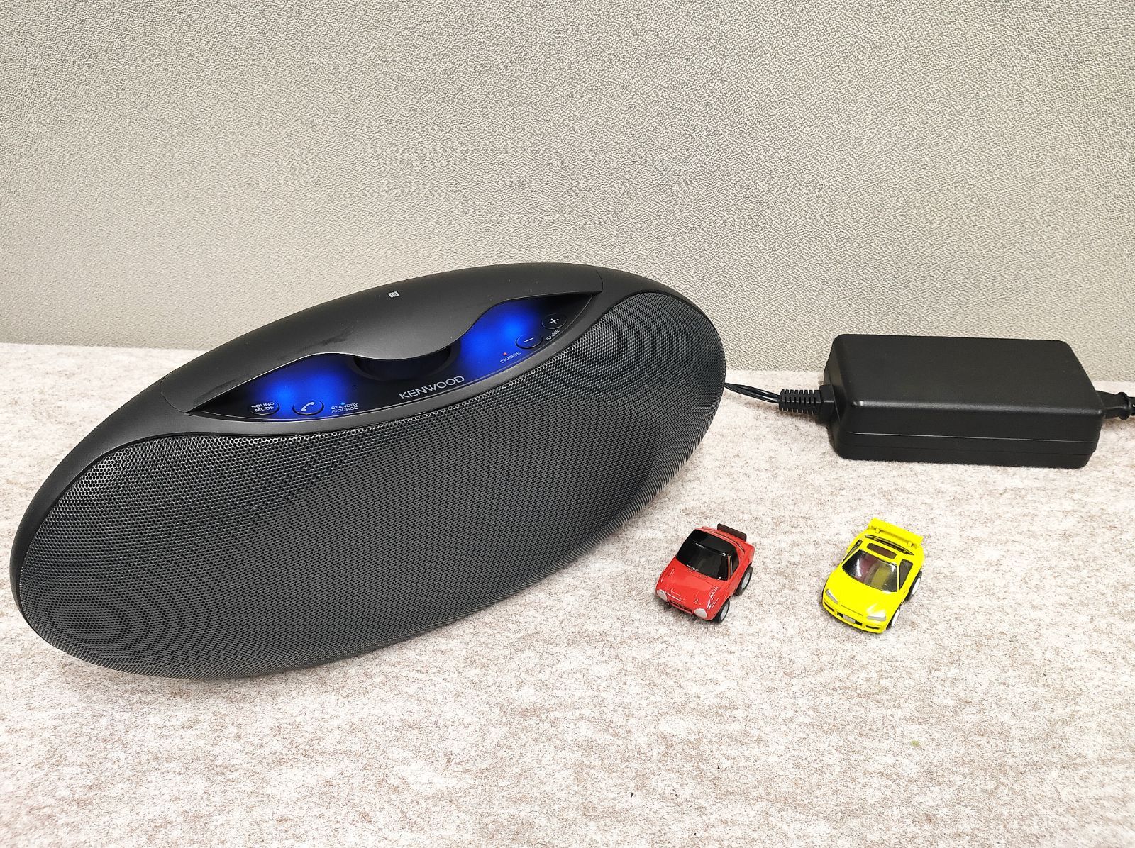 KENWOODハンズフリー機能付BluetoothスピーカーAS-BT70 - メルカリ