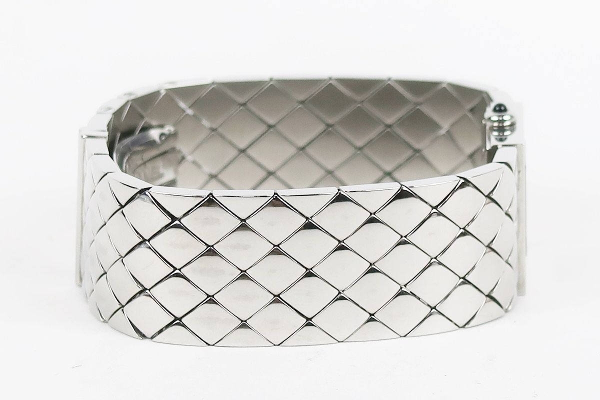 クォーツ式 ブラック文字盤