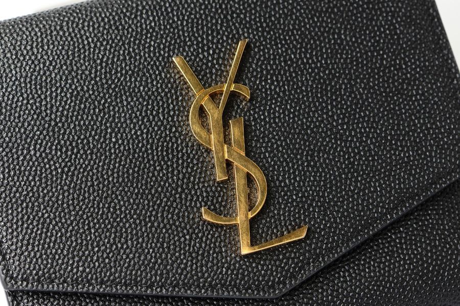 エンボスレザー ブラック