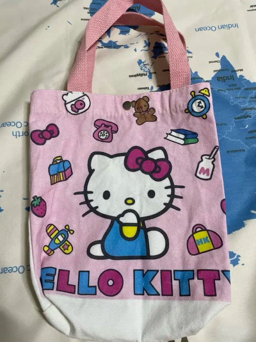 ハローキティ バッグ 補助バッグ 未使用