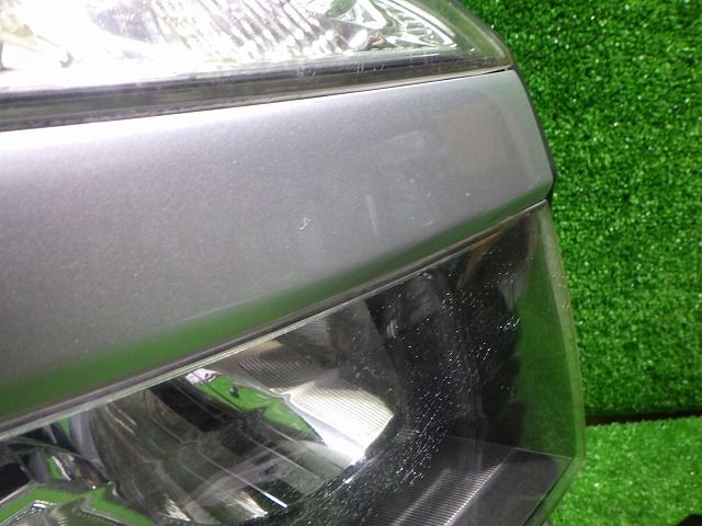 70ヴォクシー ヘッドライト