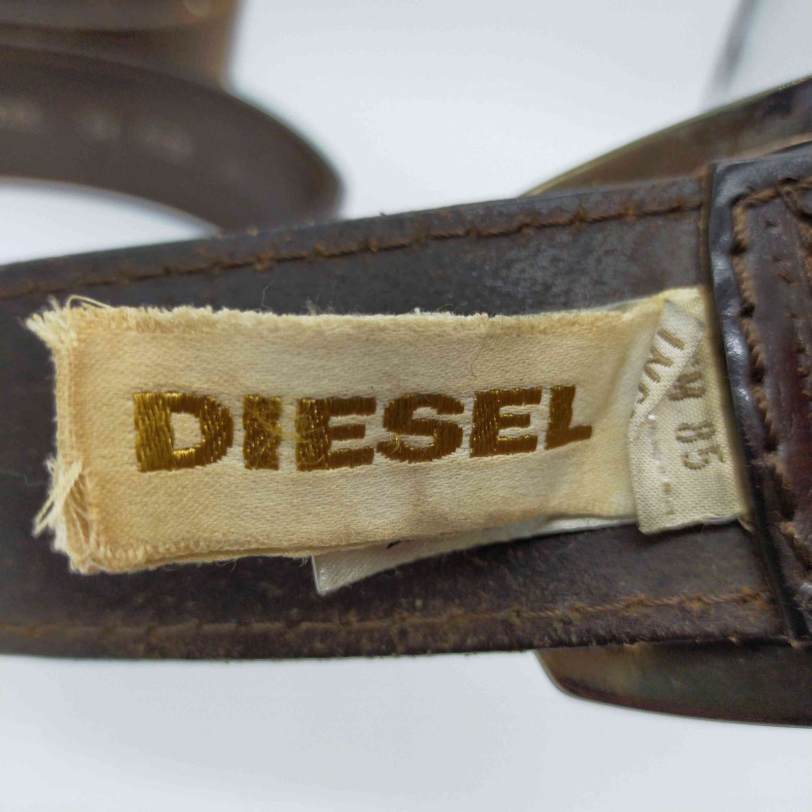 ディーゼルブラックゴールド DIESEL BLACK GOLD ロゴ メタル バックル 