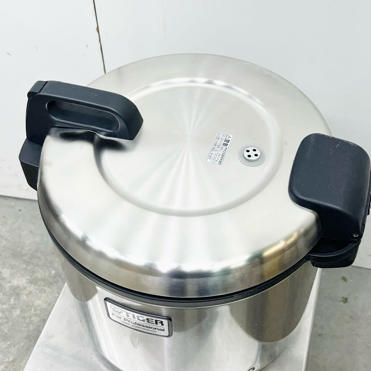 TIGER 炊飯ジャー JNO-A360 業務用炊飯器2升 19年製 展示品 タイガー 電子炊飯ジャー JNO-A360 2升 3.6L 炊きたて 保温