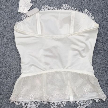 新品タグ付き】Wacoal ワコール Salute サルート ビスチェ M