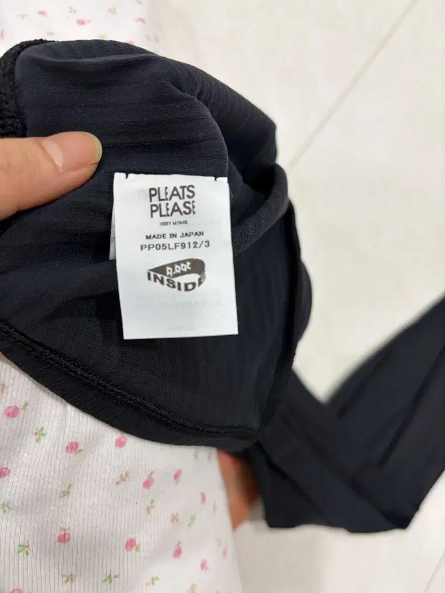 プリーツプリーズ エー 폭 レギンス