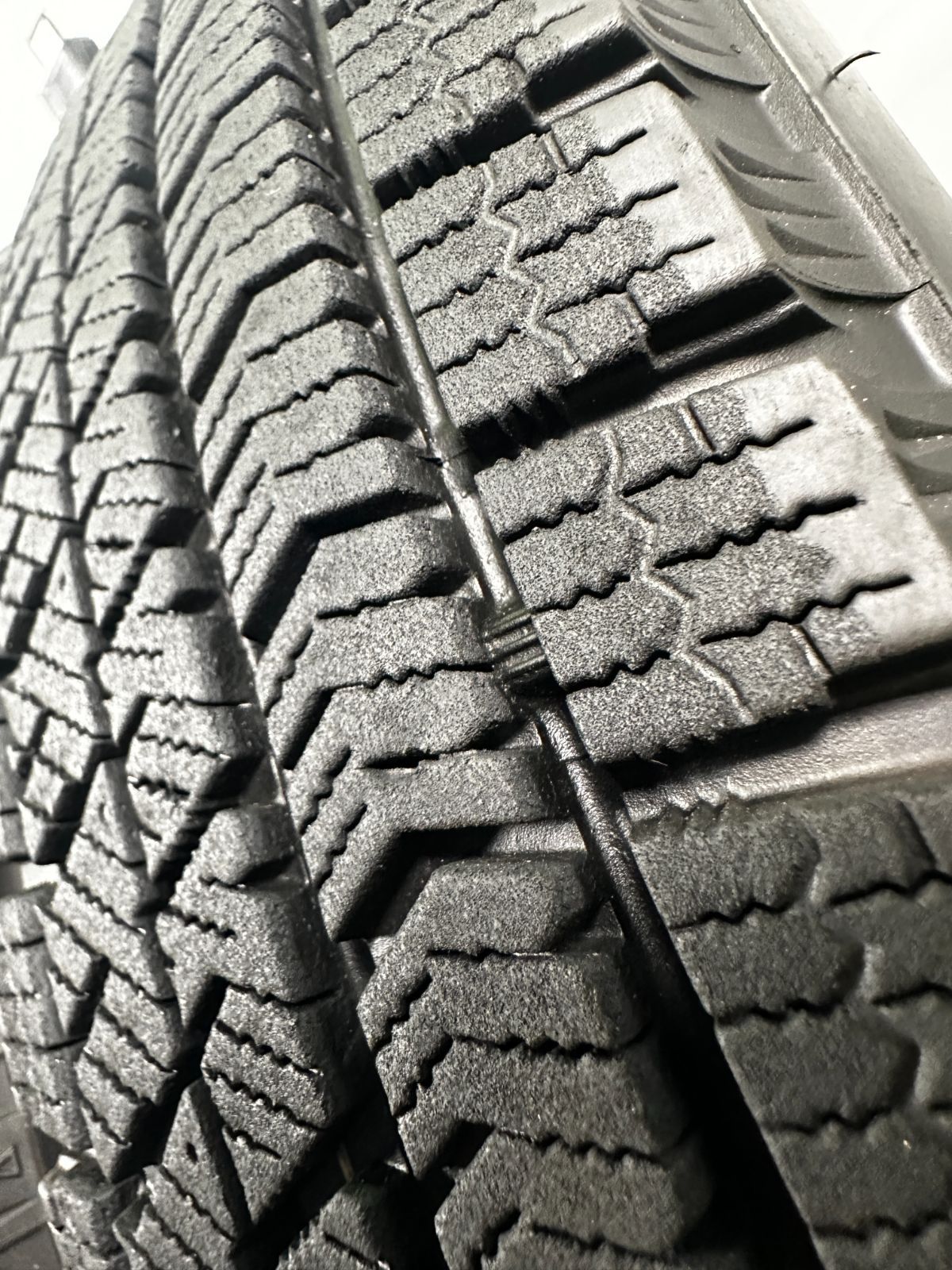 4本 2021年製 中古 スタッドレス タイヤ ブリヂストン BLIZZAK VRX3